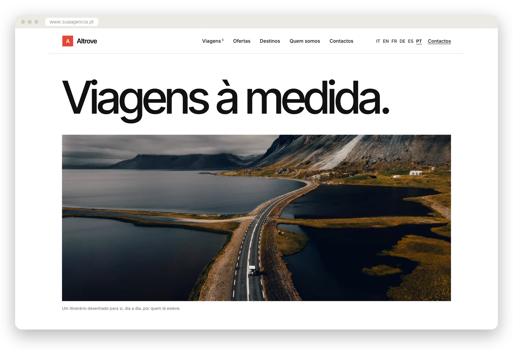 O site de demonstração no estilo Minimalista, no computador